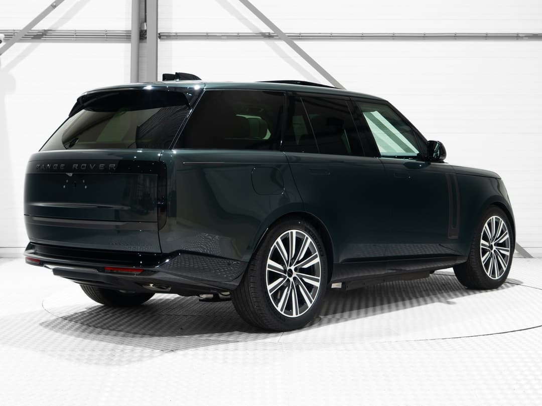 Range Rover Autobiography LWB P460e Hybrid — photo 4