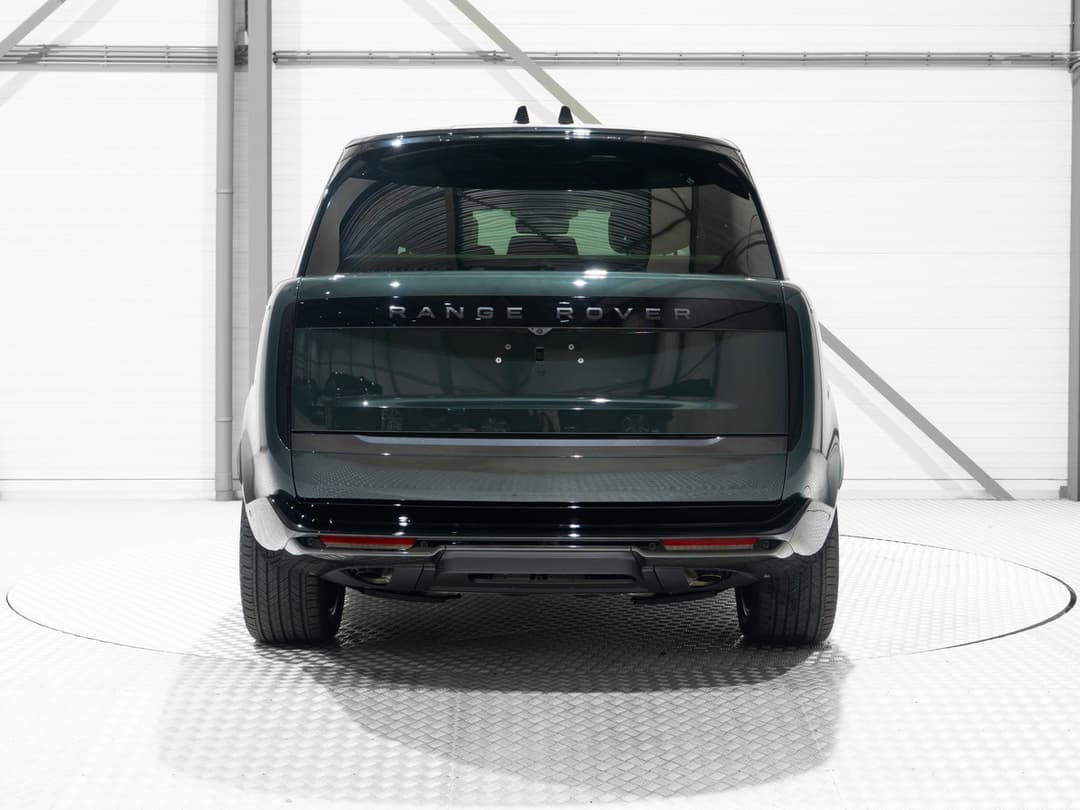 Range Rover Autobiography LWB P460e Hybrid — photo 5
