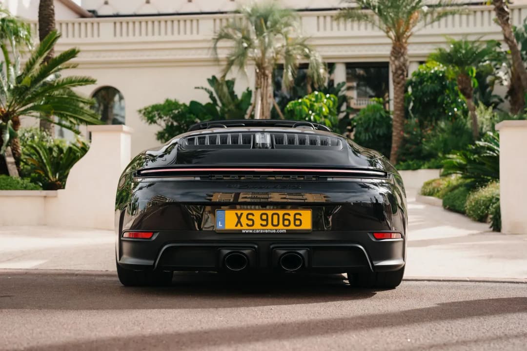 Porsche 911 Carrera 4 GTS Cabriolet (992.2) — photo 4