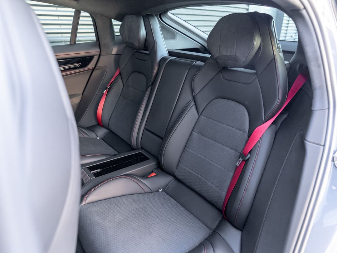Porsche Panamera GTS Pack Interior GTS — photo 5