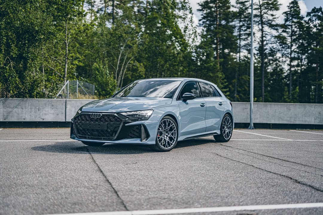 Audi RS3 Sportback Carbon Edition — photo 3