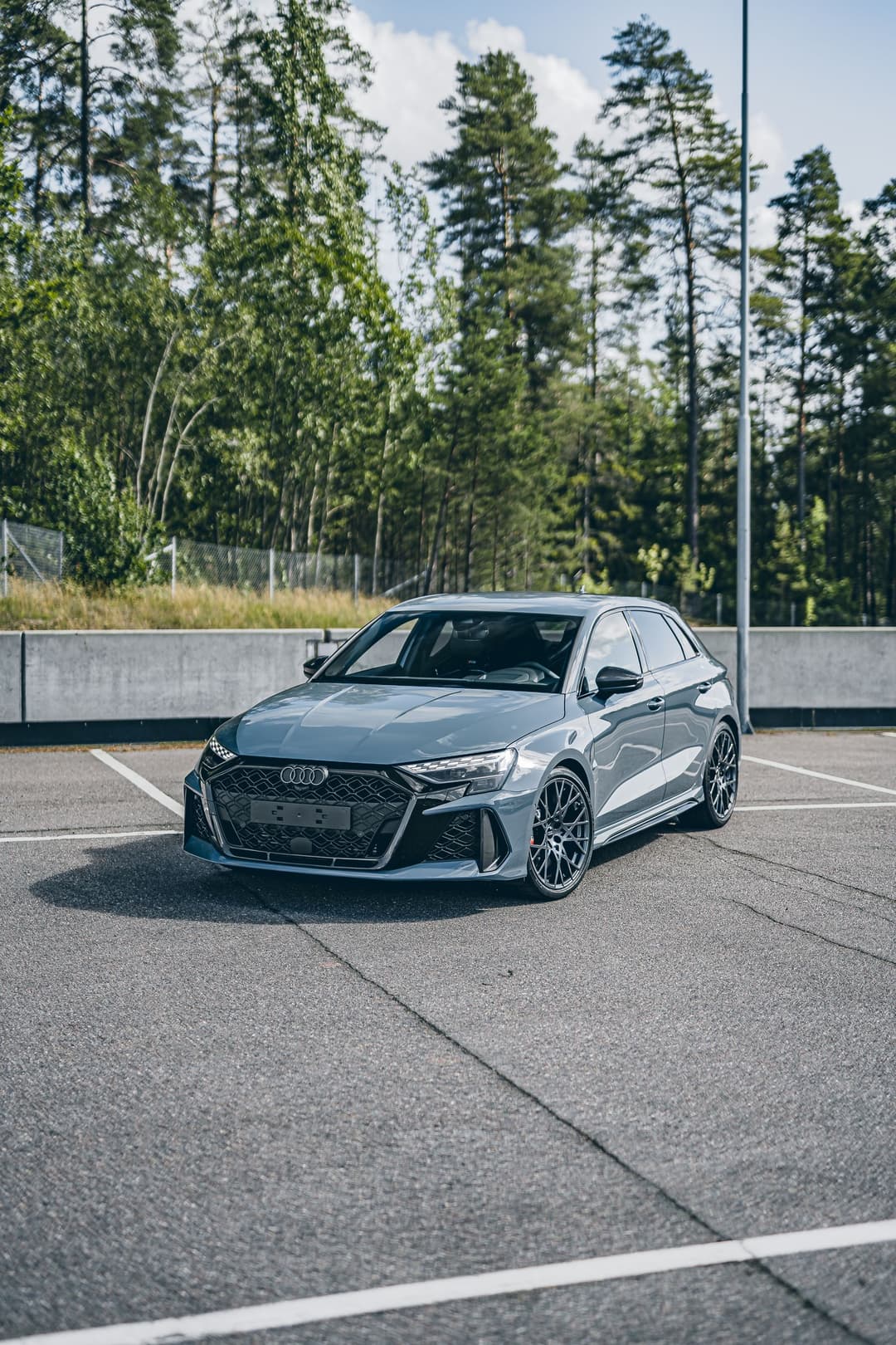 Audi RS3 Sportback Carbon Edition — photo 4