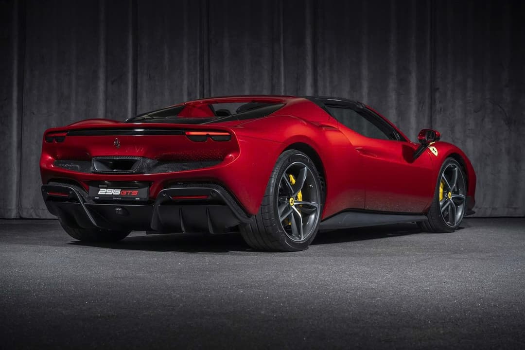 Ferrari 296 GTS — photo 3