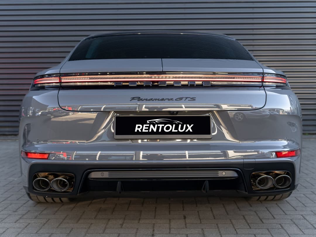 Porsche Panamera GTS Pack Interior GTS — photo 4