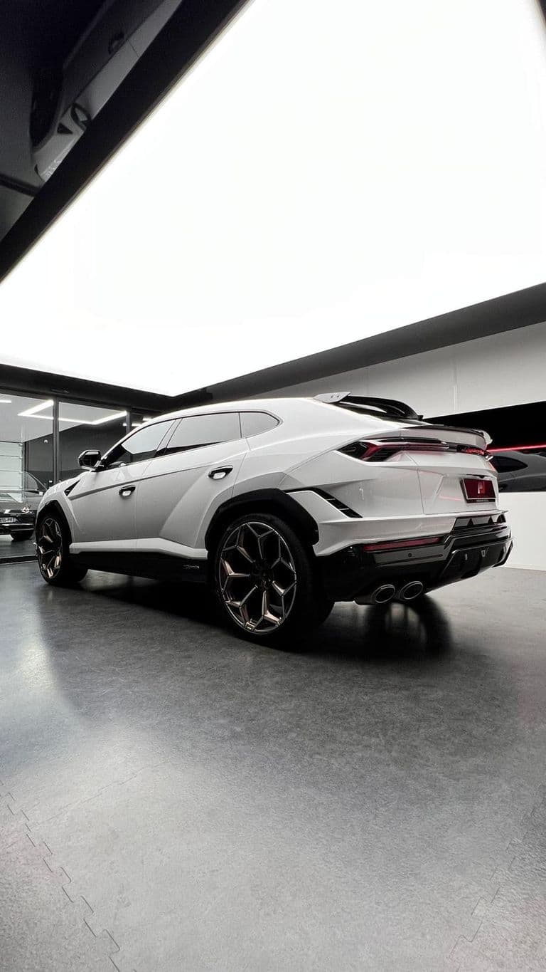 Lamborghini Urus Performante — photo 3